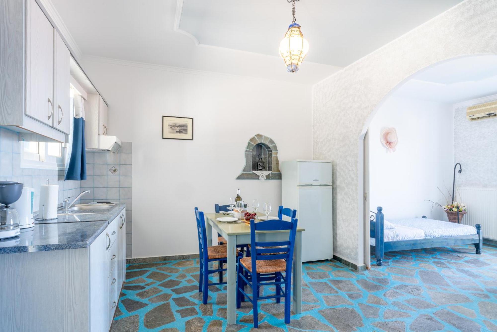 Sirines Aparthotel Vlachata Exteriör bild